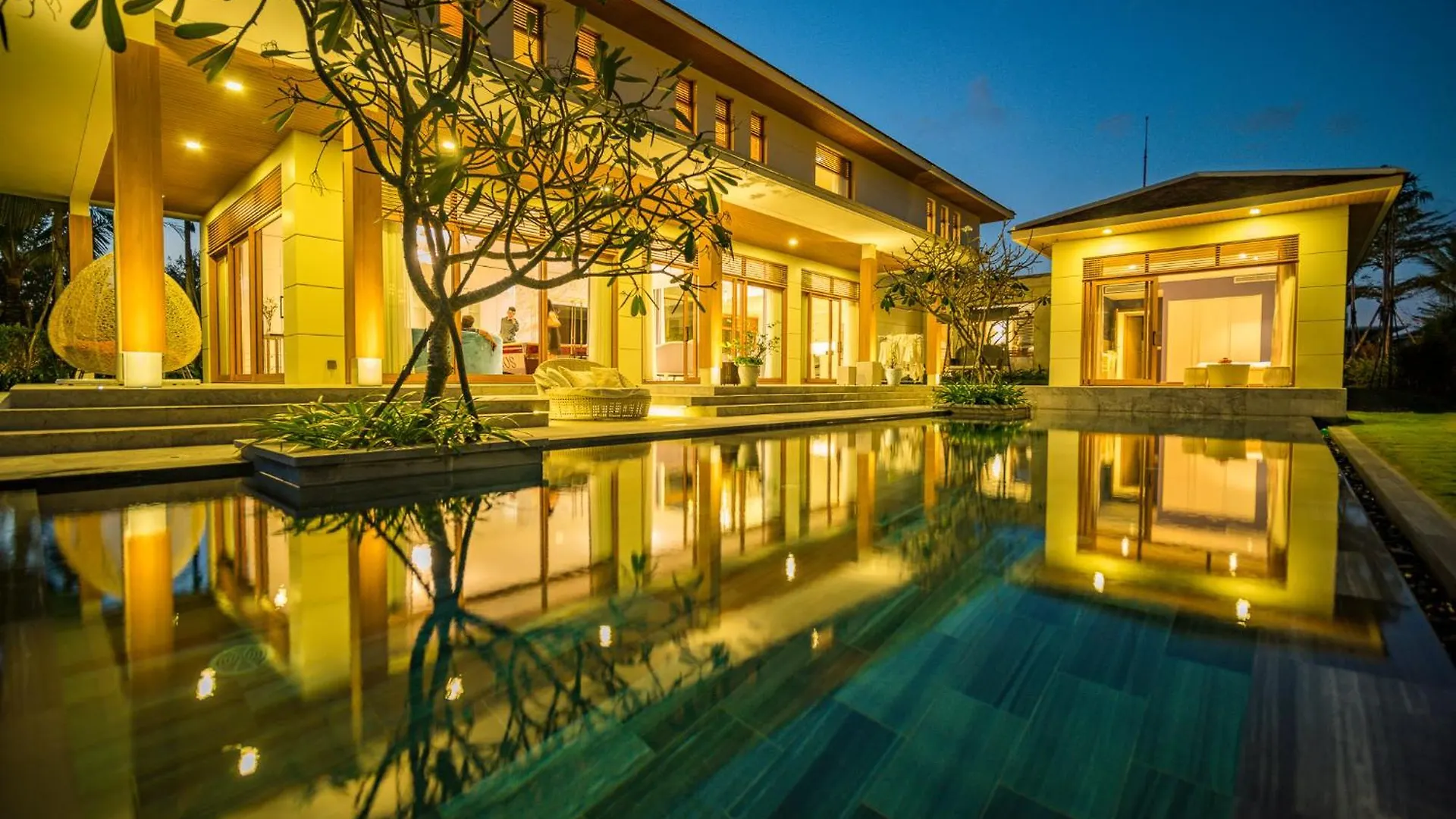 Resort Diamond Beach Villa Da Nang