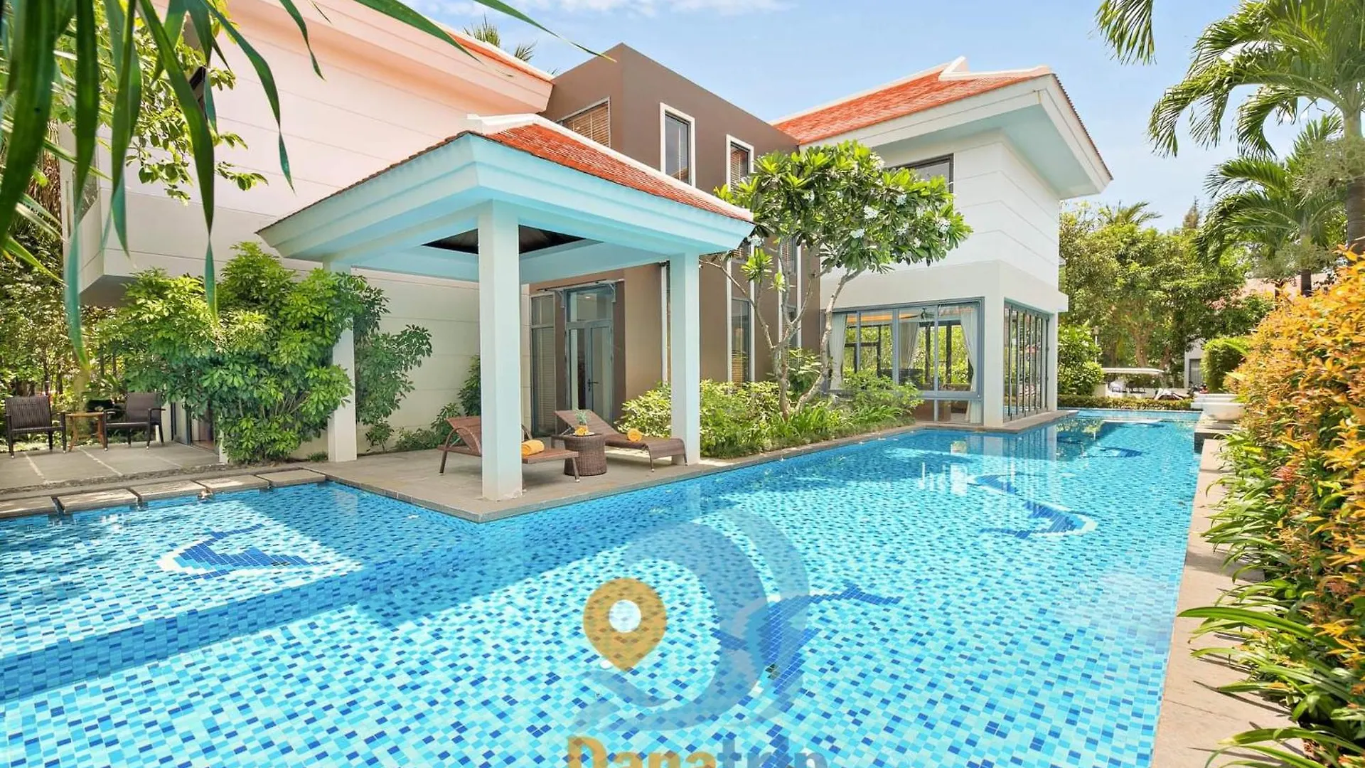 Resort Diamond Beach Villa Da Nang