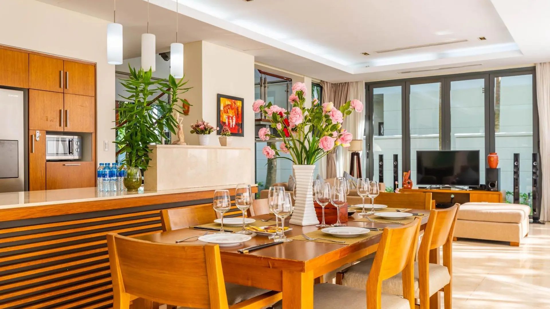 ***** Resort Diamond Beach Villa Da Nang Vietnam