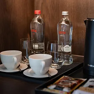 Crowne Plaza Centre By Ihg Hotel