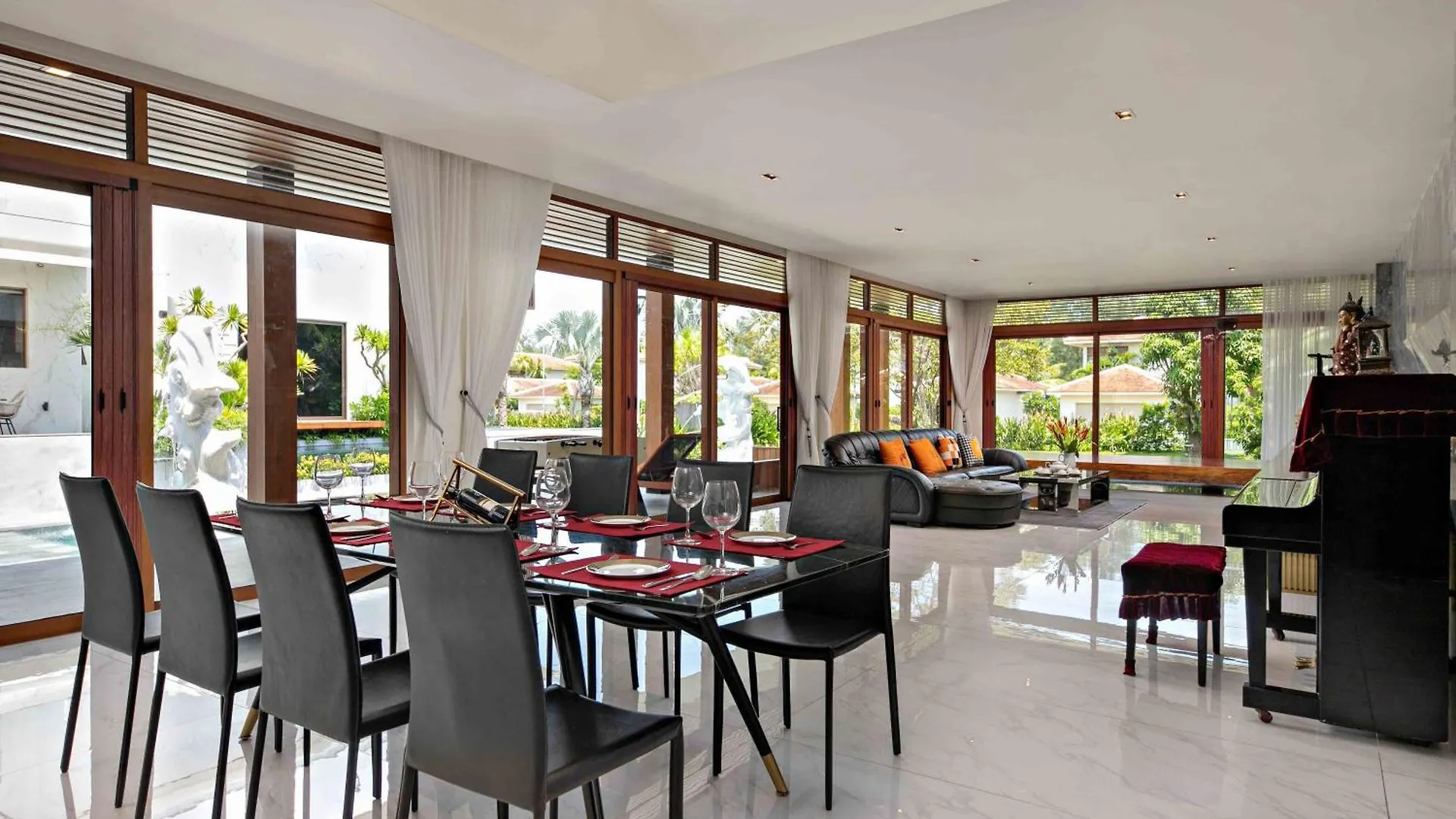 Station touristique Diamond Beach Villa Đà Nẵng