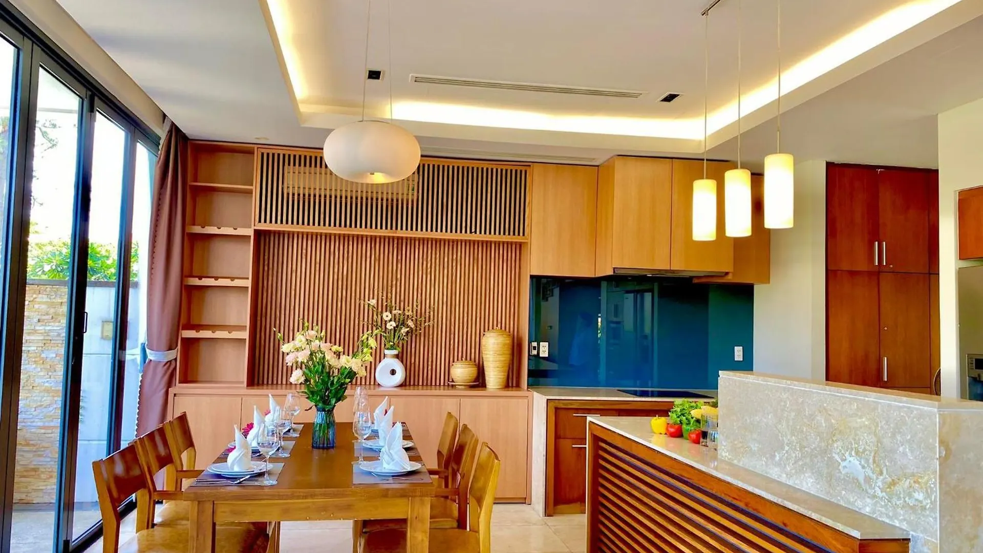 ***** Station touristique Diamond Beach Villa Đà Nẵng Vietnam
